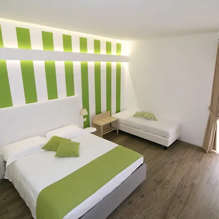 Πανσιόν Domus Nova 2*